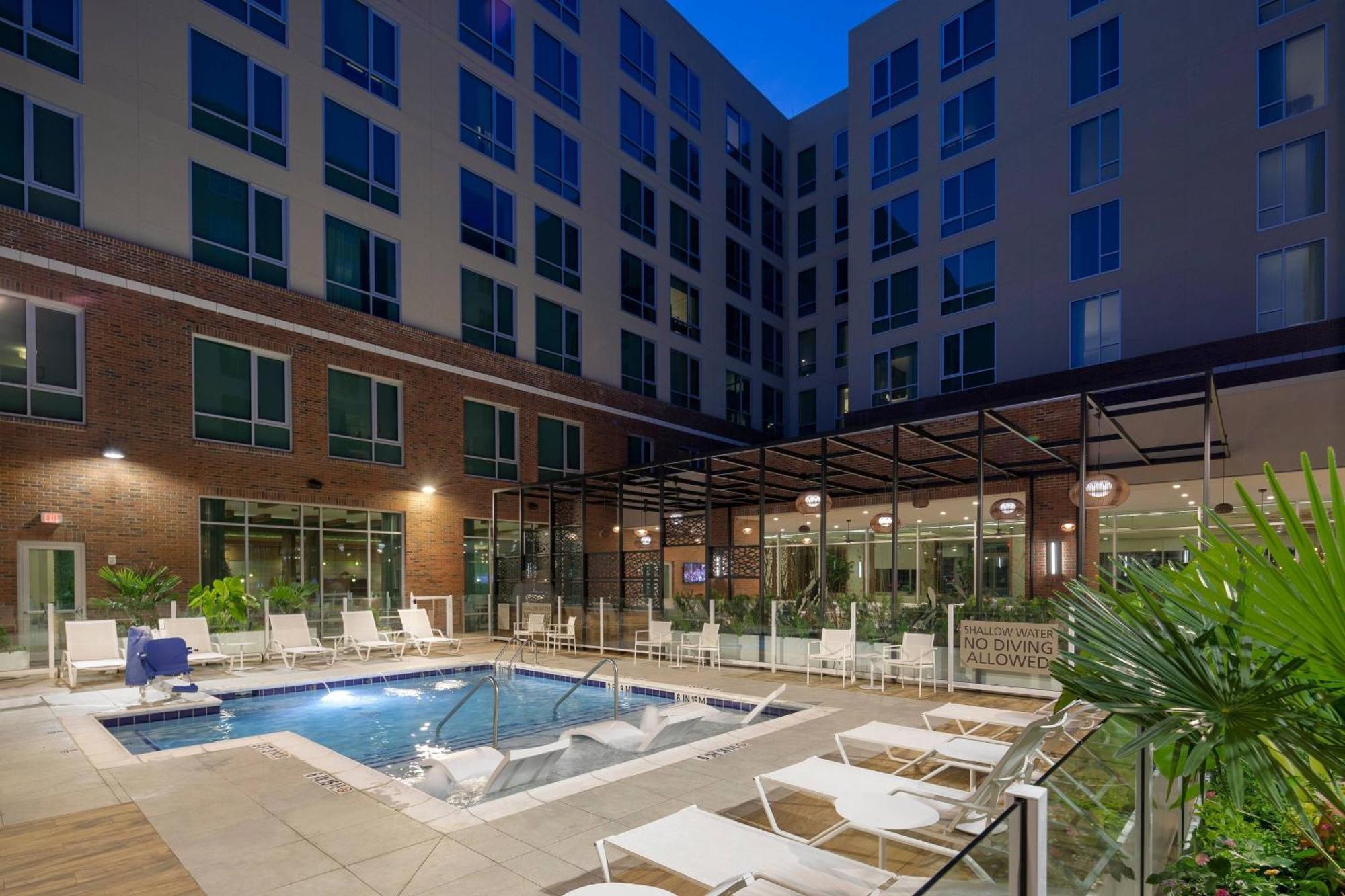Springhill Suites By Marriott Greenville Downtown Eksteriør bilde
